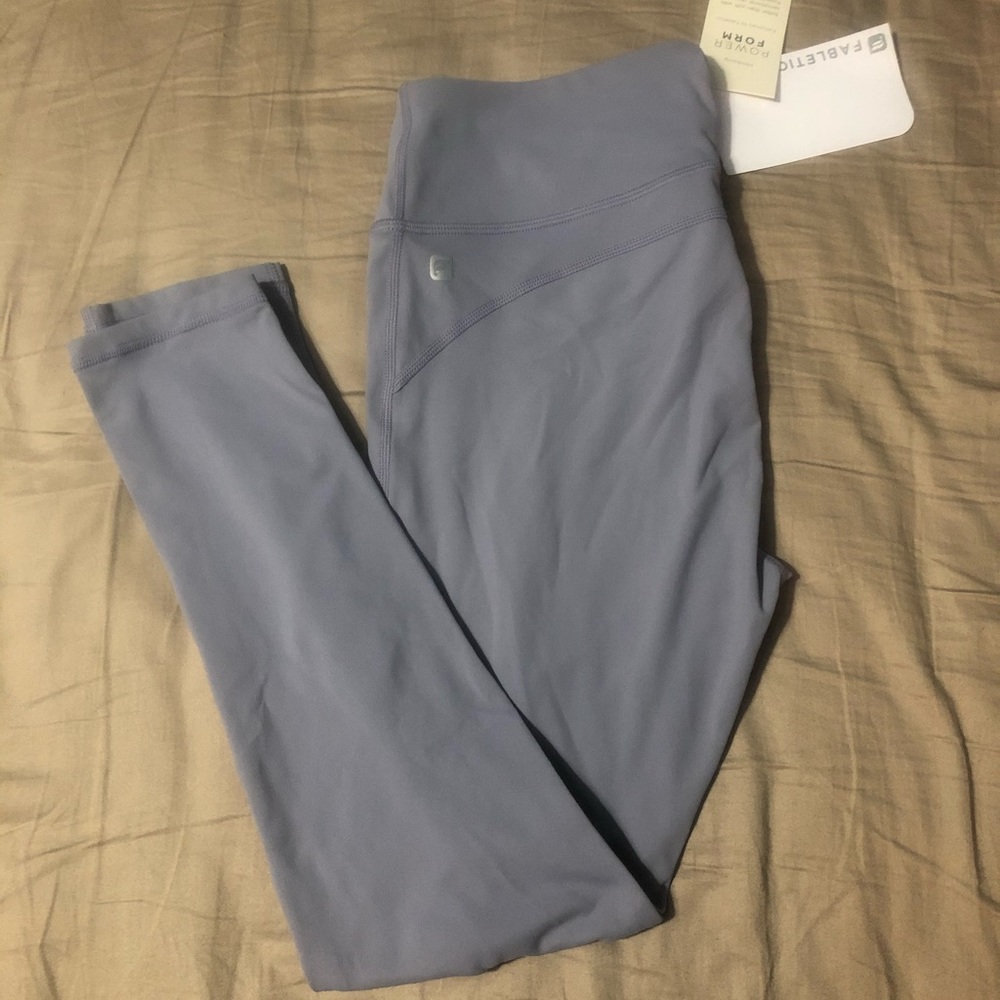 Brand new Fabletics Capri leggings